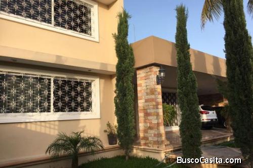 CASA EN REPARTO GRANJAS