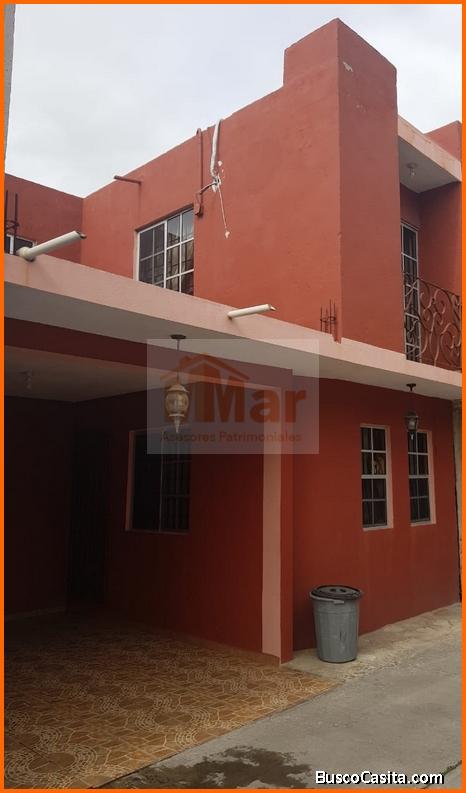 Casa en venta con accesos pavimentados