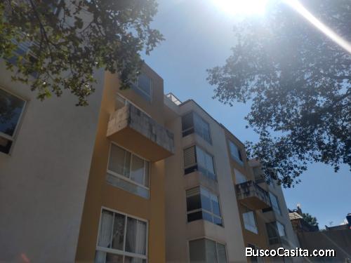 DEPA EN RENTA A 10 MINUTOS DE SIX FLAGS.  