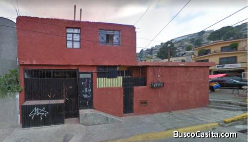 Vendo Casa con Locales Comerciales, Jardines de Atizapan