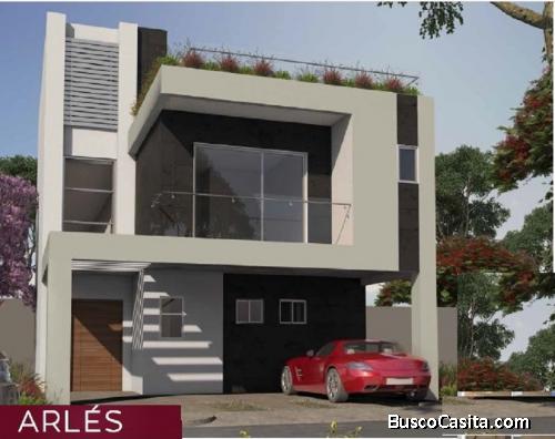 ELEGANTE CASA CON ROOF GARDEN EN JURIQUILLA, QUERÉTARO