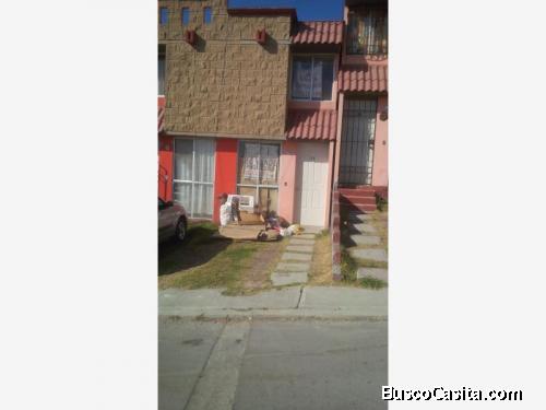 CASA EN VENTA Y RENTA UBICADA EN SANTA TERESA III, HUEHUETOCA.