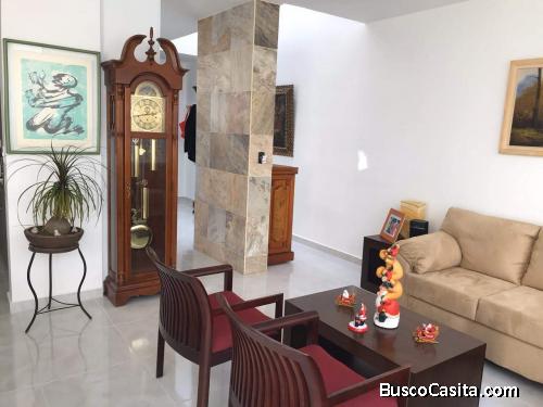 Casa en venta, Residencial El Refugio, Querétaro.