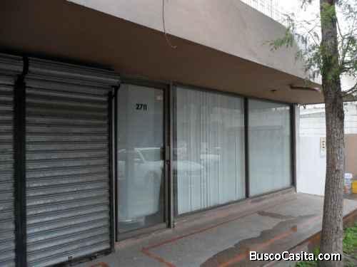 Rento Local Loma Redonda 2711 (Excelente Ubicación)