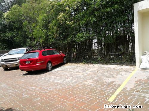 EN SAN JERÓNIMO LÍDICE, CASA EN 2 NIVELES, 2 REC,