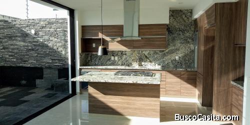 Oportunidad Nueva Casa de Lujo Aun A Precio Remate Preventa en Coto Los Robles-ZAPOPAN