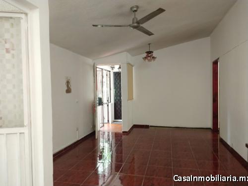 Casa en Lomas de Becerra.  