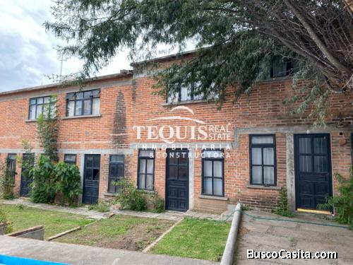 EXCELENTE CASA EN EL CENTRO DE TEQUISQUIAPAN