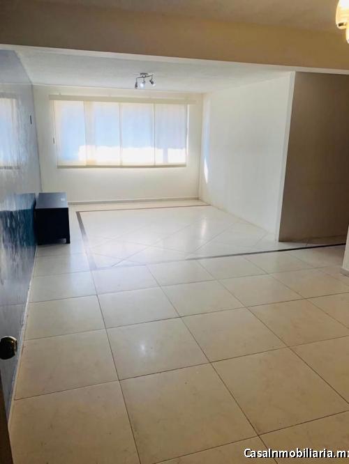 Departamento en 1° nivel en Del Valle Centro