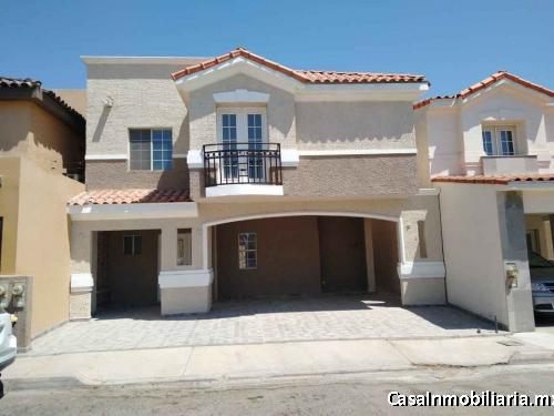 En venta preciosa residencia en el Fracc. Cerrada del Sol de Tres recamras.