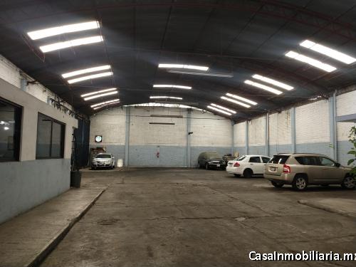 Nave Industrial en arriendo cerca Metro Toreo.