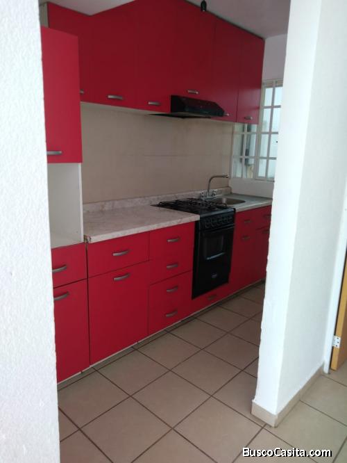 VENDO BONITA CASA EN QUERETARO