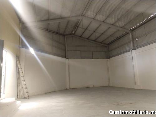 bodega en arriendo, Las Aguilas.