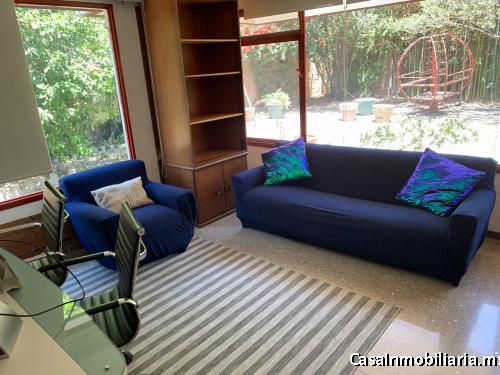 CASA EN VENTA A UNA CUADRA DEL CENTRO LIBANES, IDEAL PARA OFICINAS O ESCUELA