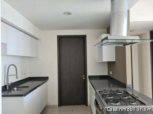 EN VENTA, DEPA EN LAGUNA DE MAYRAN, CAPITOLIO