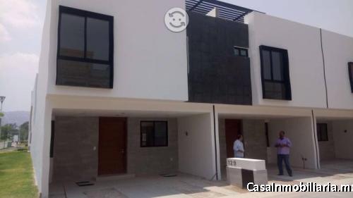 CASA EN RENTA EN AUREA RESIDENCIAL 