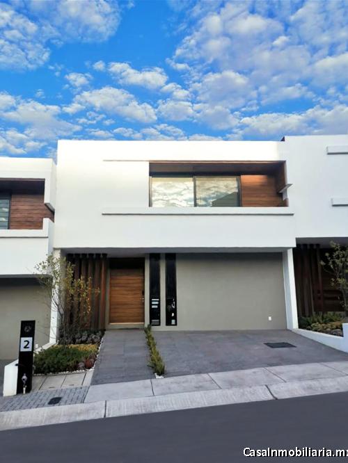 Renta de hermosa casa nueva en Arven, Zibata, Querétaro