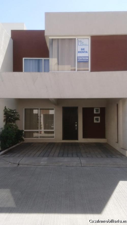 Se Renta hermosa Casa ubicada en Toscana III, Toluca Edo. México