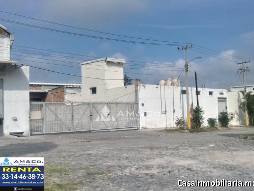 BODEGA  INDUSTRIAL EN RENTA EN LOS SAUCES CARRETERA A CHAPALA JAL. $ 78,900.00