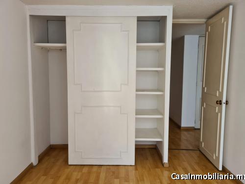 Depa en renta a 2 cuadras de Av. Universidad en colonia Del Valle. 