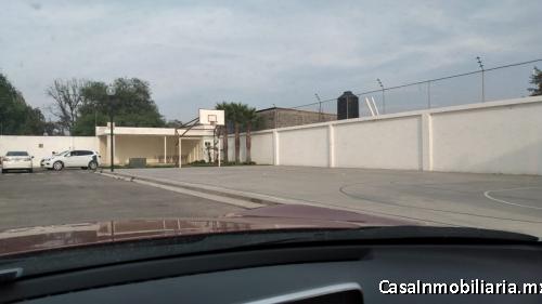 RENTO CASA EN CONDOMINIO