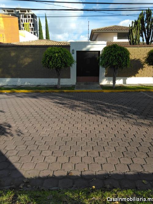 Preciosa casa estilo Mexicano contemporaneo, en una sola planta, Cholula Puebla