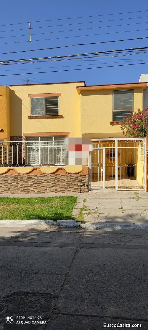 Bella casa en el Fracc. Revolución Tlaquepaque, Jalisco