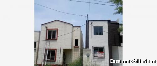 CASA EN VENTA EN CFRACC. COLINAS DEL SOL, JUAREZ, N.L.