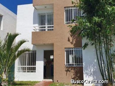 CASA EN CAUCEL VENTA 