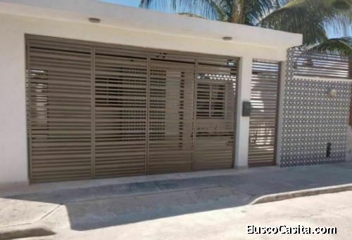 SE VENDE CASA EN BALCONES CAUCEL