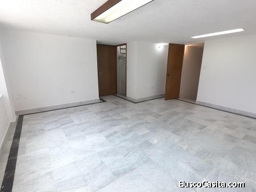 Rento Oficina en Rio Caura 590 (Excelente Ubicación)