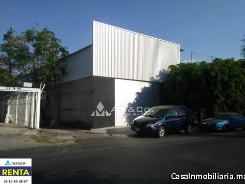 BODEGA EN RENTA COLONIA CIRCUNVALACIÓN OBLATOS $ 43,000.00