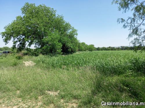 terreno en pesqueria en esquina con doble frente
