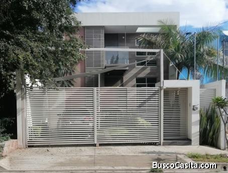 SE VENDE HERMOSA CASA EN SAN LORENZO CACAOTEPEC, OAXACA