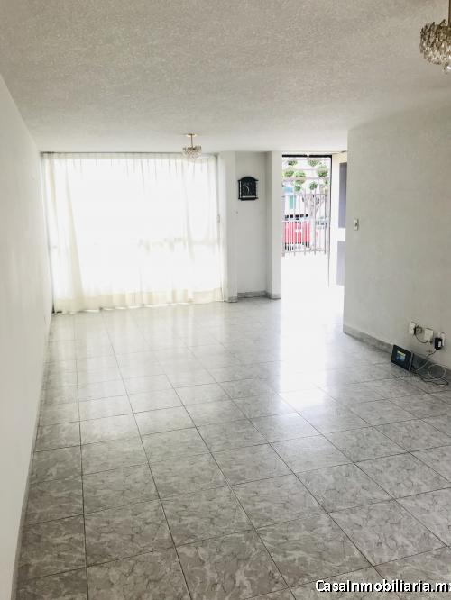 Amplia y luminosa casa en Fracc Cerrado, Campestre Coyoacán