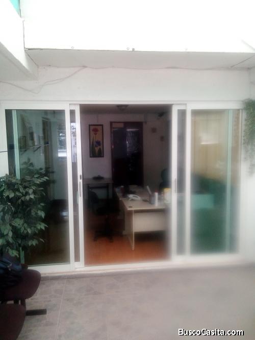 Amplia oficna en RENTA