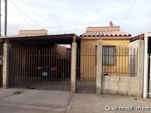 Se Vende Casa de Dos Recamaras Fracc. Puertas del Sol (Mexicali Zona Dorada)