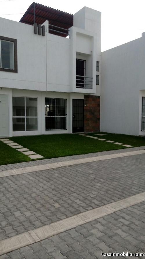 Casa con alberca, confortable, ambiente familiar.