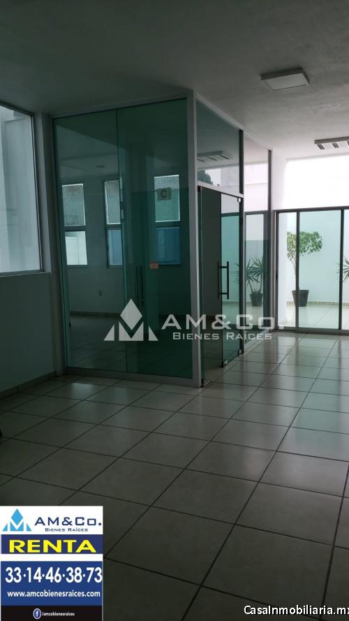 LOCAL EN RENTA COL. LA ESTANCIA $ 40,000.00