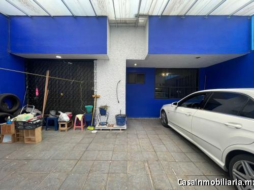 Casa con excelente distribución en una de las mejores zonas residenciales