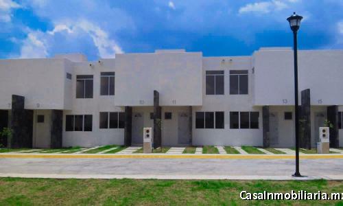 Bonitas casas en zona residencial 