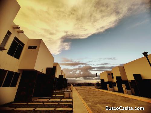 Casa Dentro De Desarrollo 