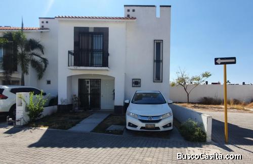 Se vende casa en Irapuato Gto. Villas de Bernalejo