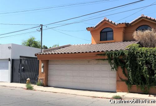 ¡EN RENTA MAGNÍFICA RESIDENCIA EN  COLONIA VISTA HERMOSA! Mexicali, Baja California.600m2 
