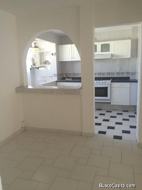 Departamento Funcional Rento Planta Baja, Cumbres del Valle, Tlalnepantla.