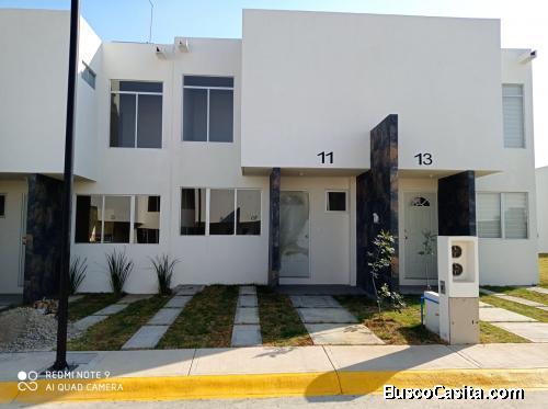 CASA NUEVA EN VENTA, VIVE LAGO 