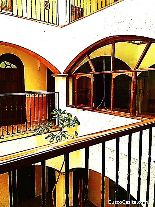 AMPLIA CASA EN FRACCIONAMIENTO CERRADO CON VIGILANCIA 24-7