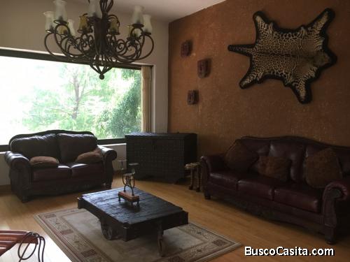 Hermosa Residencia en Club Campestre