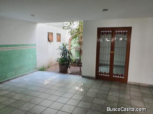 CASA EN CH CON 4R-4.5B-3E CON VIGILANCIA 24HRS