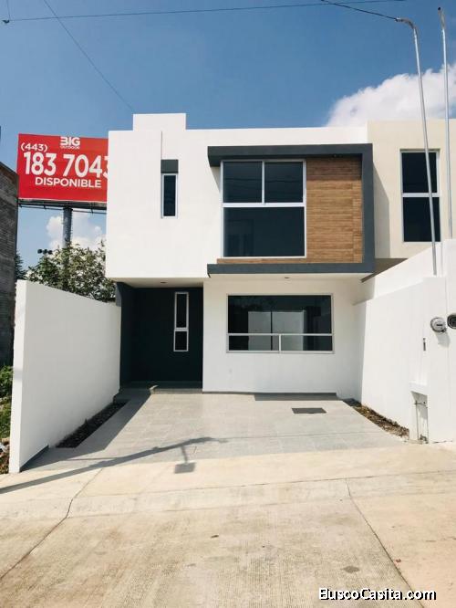 Casa NUEVA en CAMPOS ELISEOS AV MADERO